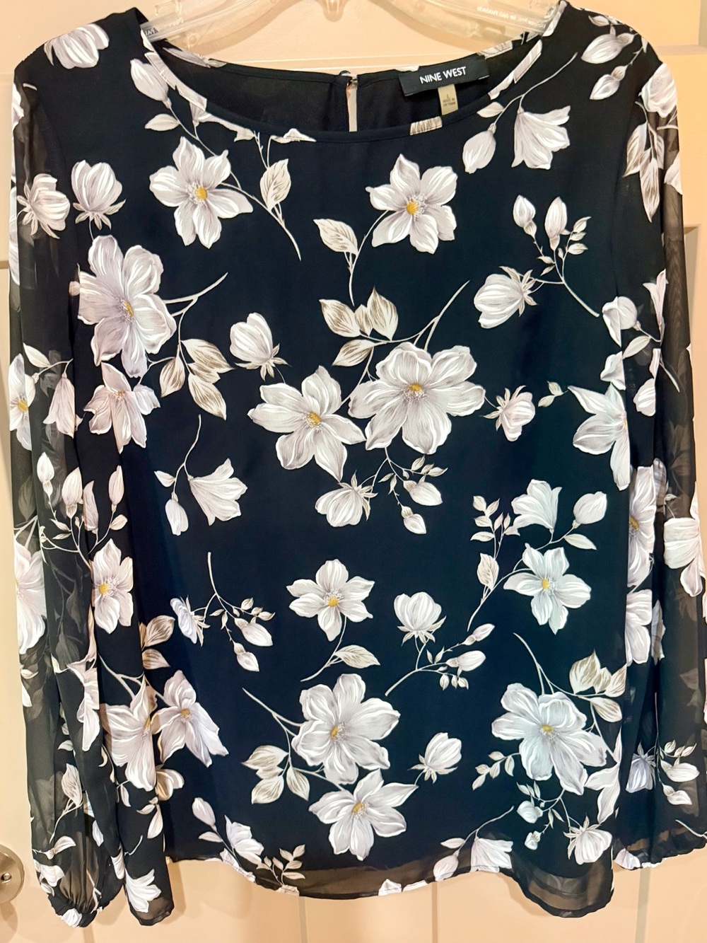 Nine West Black Floral Chiffon Long-Sleeve Top